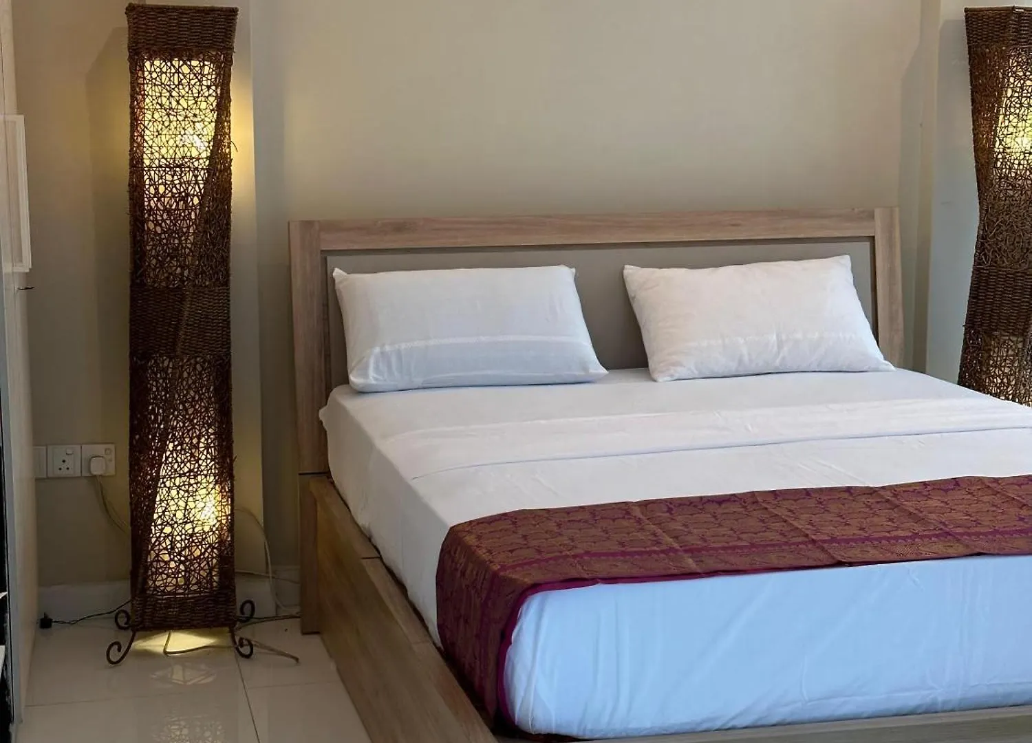 Ibiza Villa Kandy Hotel