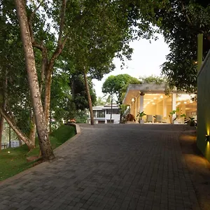 Waters Spring Hotel