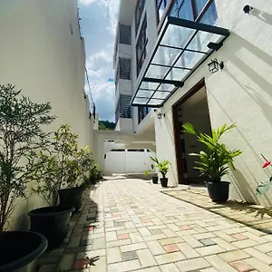Aurelia Hotel